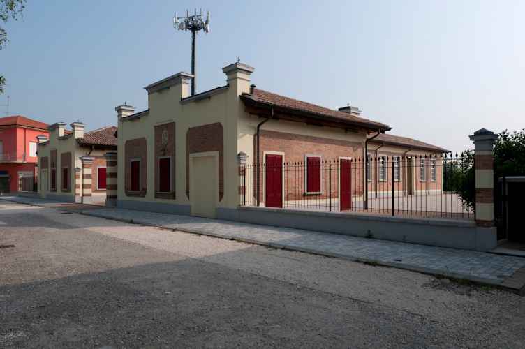 thumbs//arch_industriale/PARMA/_SCA7342-med.jpg