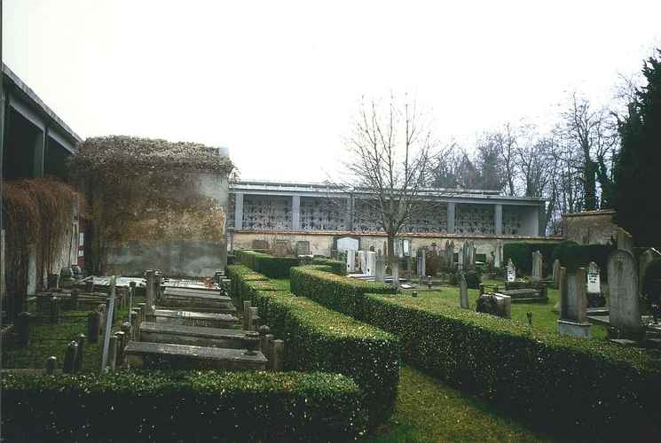 thumbs//cimiteri_ebraici/parma/Parma2_cebraico-med.jpg