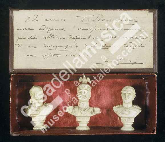 thumbs/parma/pr028/pr028_01/119-med.jpg